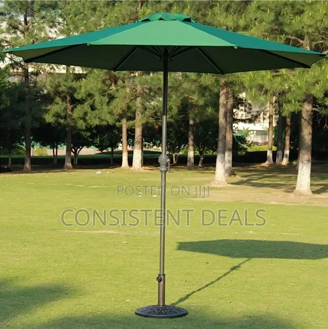 Round Patio Market Umbrella, 8 Ribs Garden Parasol Umbrella