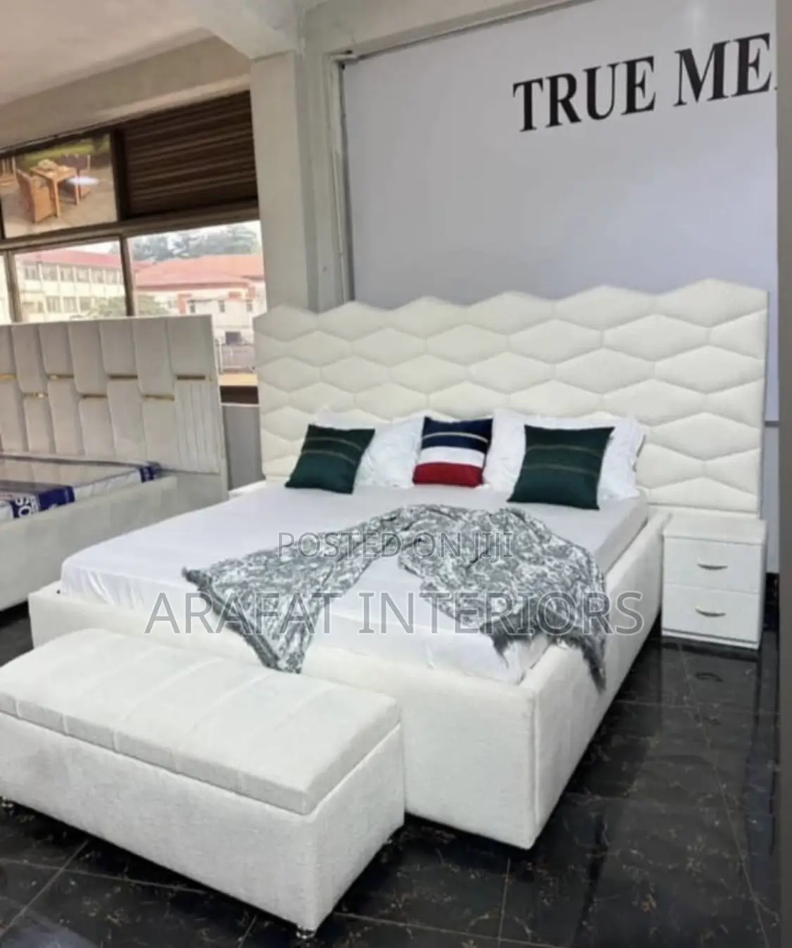 Diamond Royale Bed