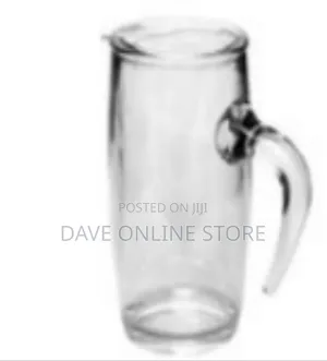 Elegant Glass Serving Pitcher With Matching Lid - Transparent