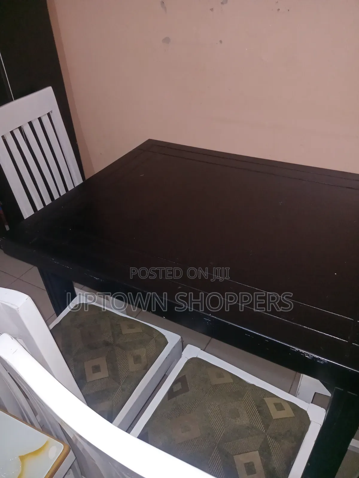 Dining 4 Table Sitter
