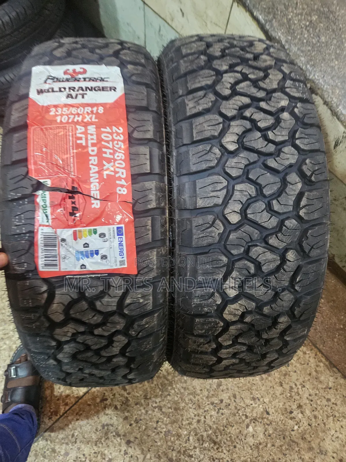 235 60r18 Wild Ranger a/T Available for Ur Car Goes 2 Both on N Off Rd