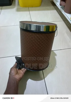 Office Classic Trash Can