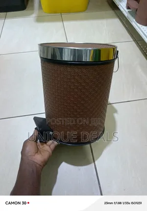 Office Classic Trash Can
