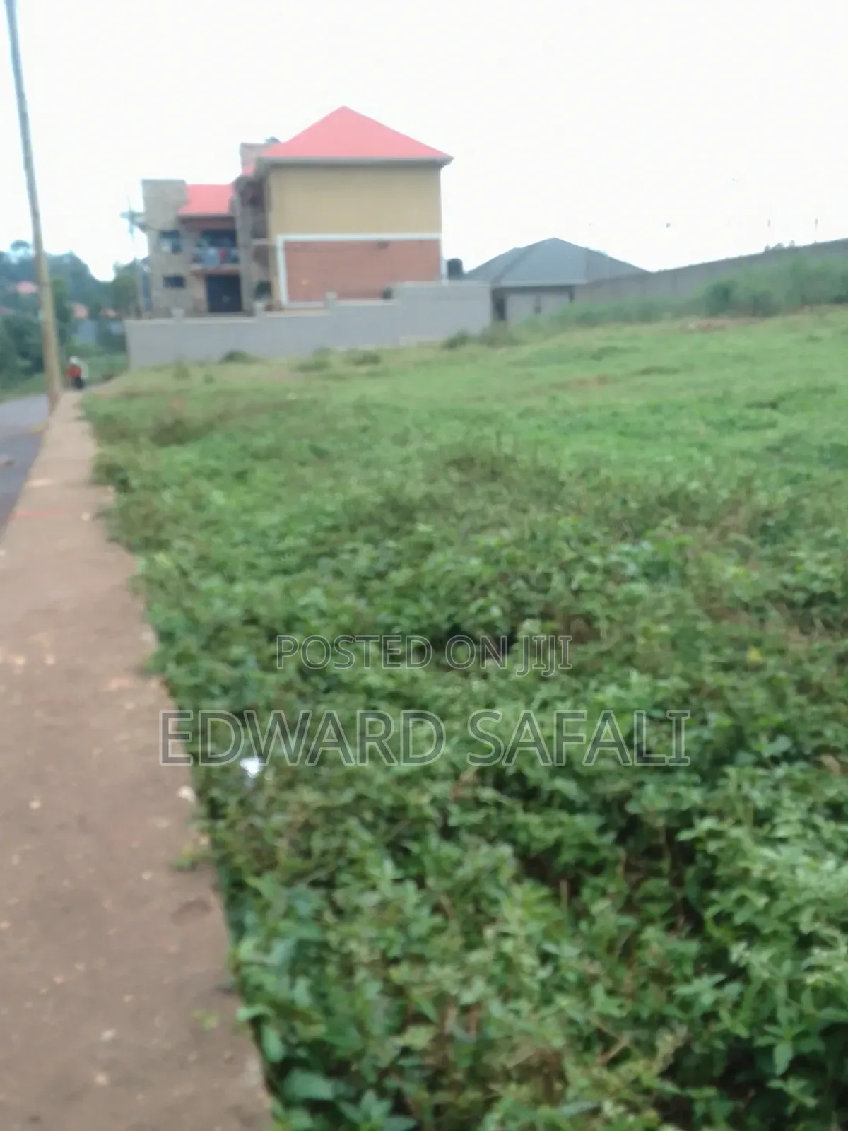 15 Decimals Kisaasi Ssebagala Road for Quicksale at 110m