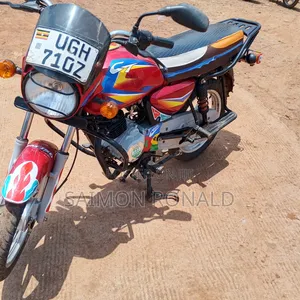 Bajaj Boxer 125 2025 Red