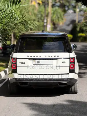 Land Rover Range Rover Vogue 2019 White