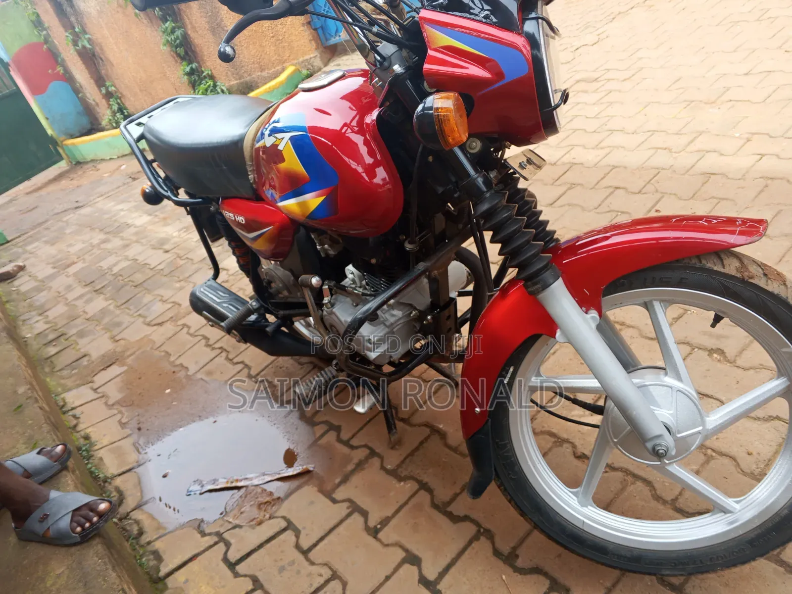 Bajaj Boxer 125 2025 Red