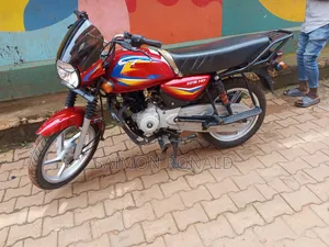 Bajaj Boxer 125 2025 Red