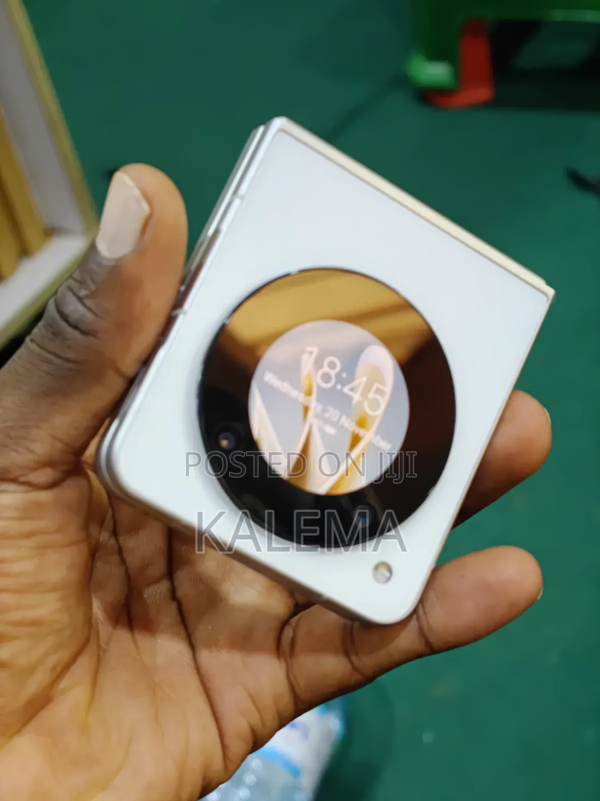 New ZTE Nubia Flip 128 GB White