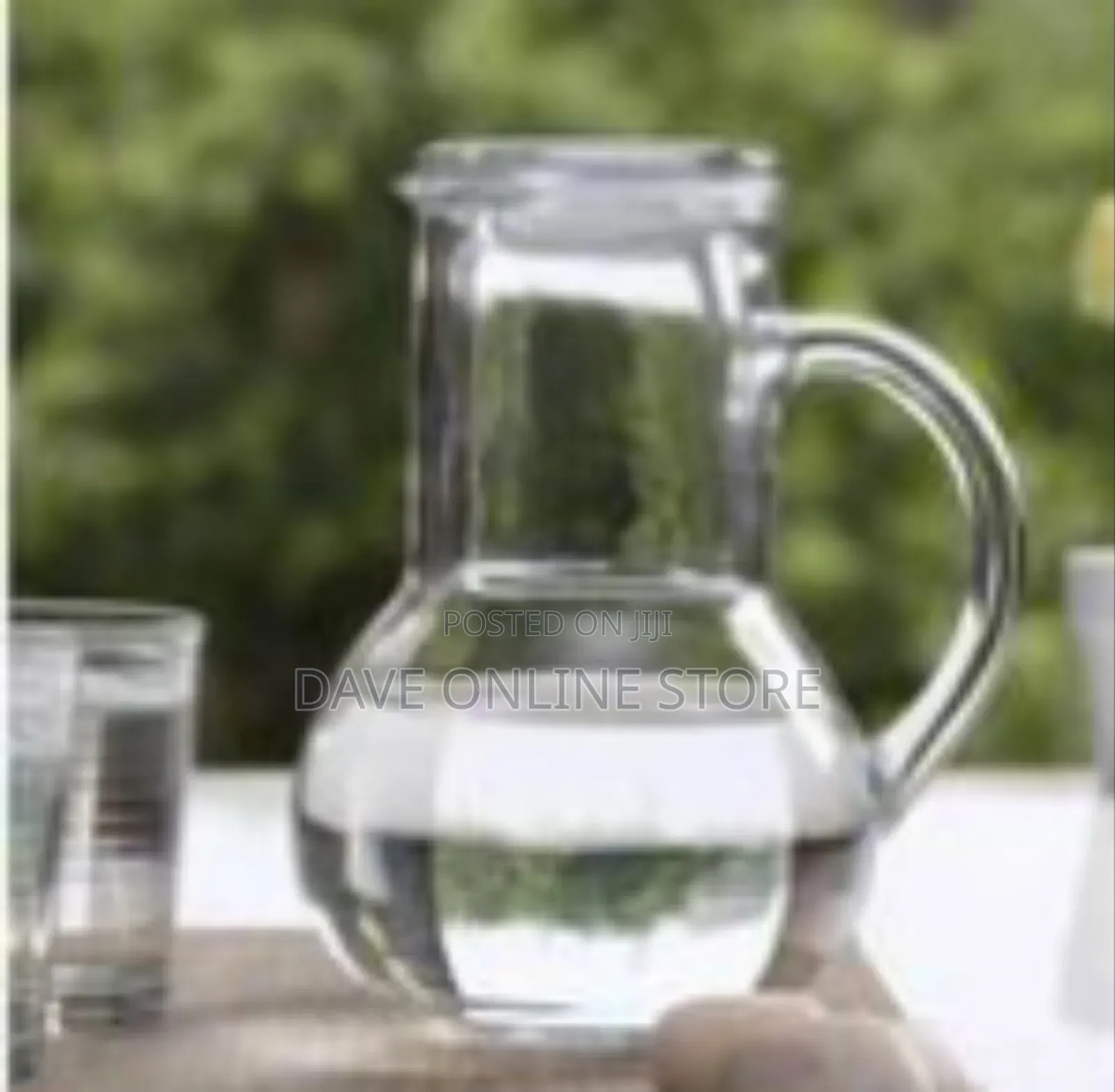 Classic Clear Glass Pitcher / Carafe With Handle