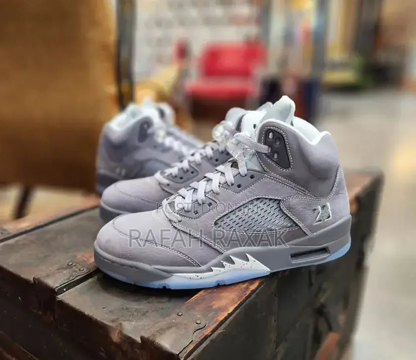 Wolf Grey Air Jordan 5 Retro Sneakers