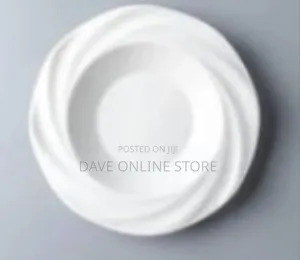 6 Flower Shaped Melamine Plates
