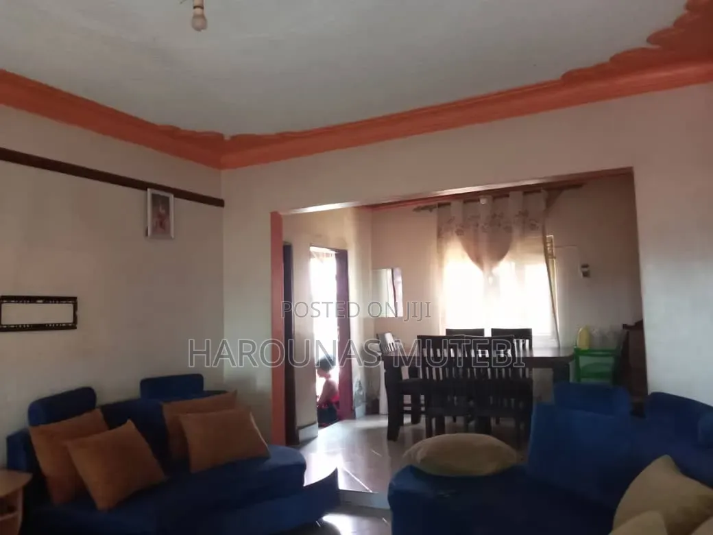 Furnished 3bdrm House in Wakiso / Wakiso for sale