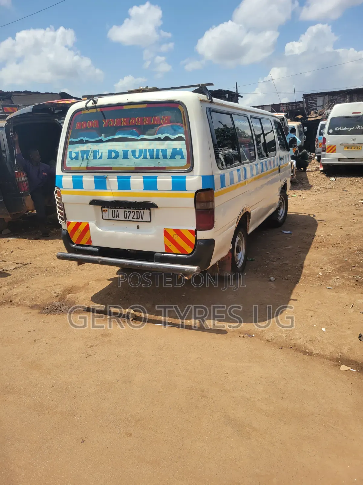 Toyota HiAce 1995 White