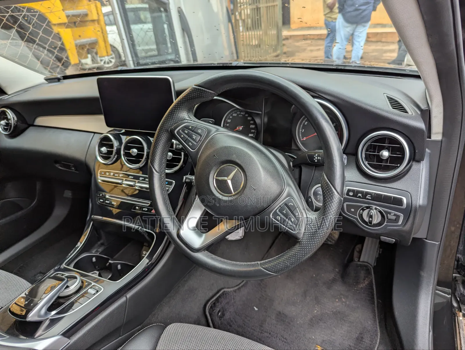 Mercedes-Benz C180 2016 Black