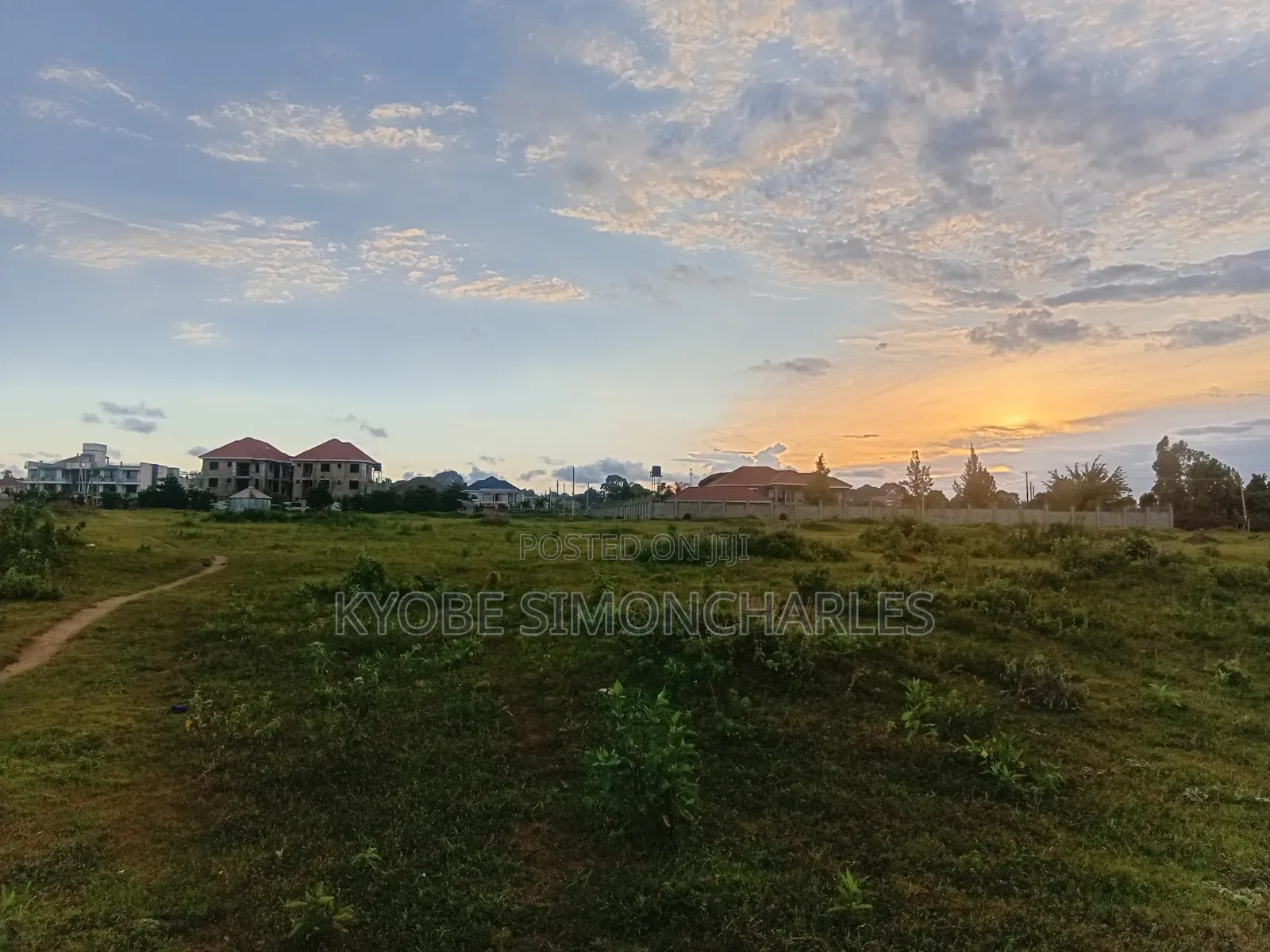 7bdrm Mansion in Njako Estate, Central Division for sale