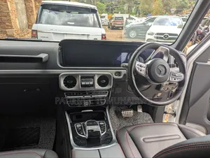 Mercedes-Benz G-Class 2019 White