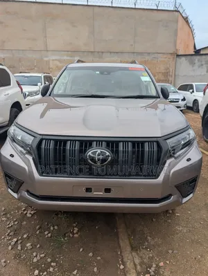 Toyota Land Cruiser Prado 2018 Brown