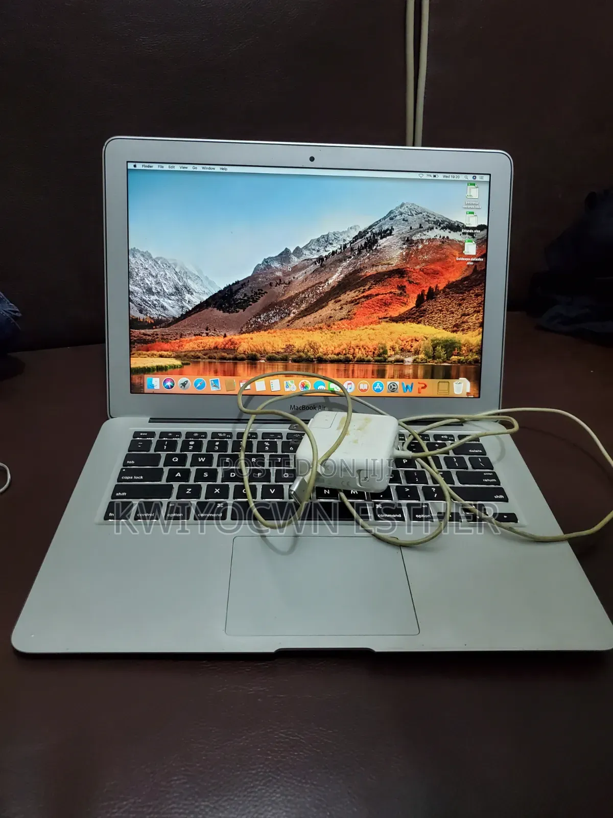 Laptop Apple MacBook Air 2014 8GB Intel Core i5 SSHD+SSD 256GB