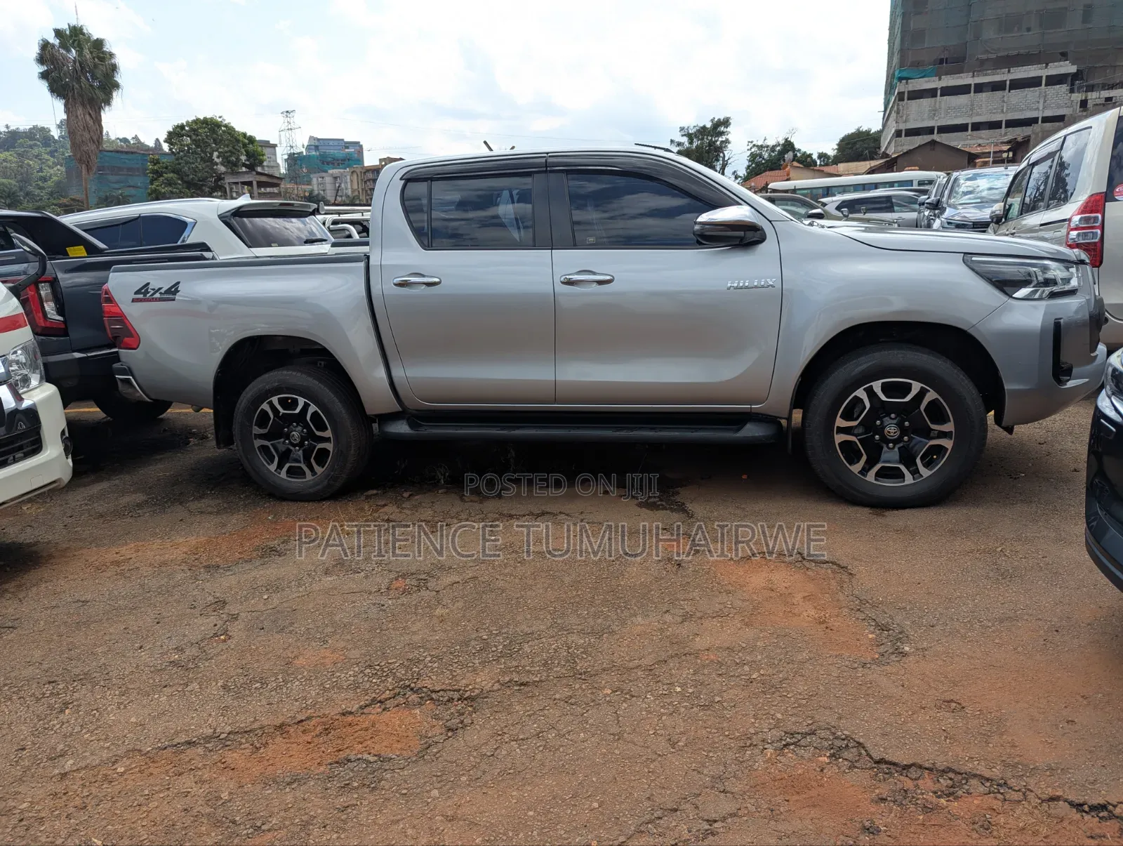 Toyota Hilux 2020 Silver