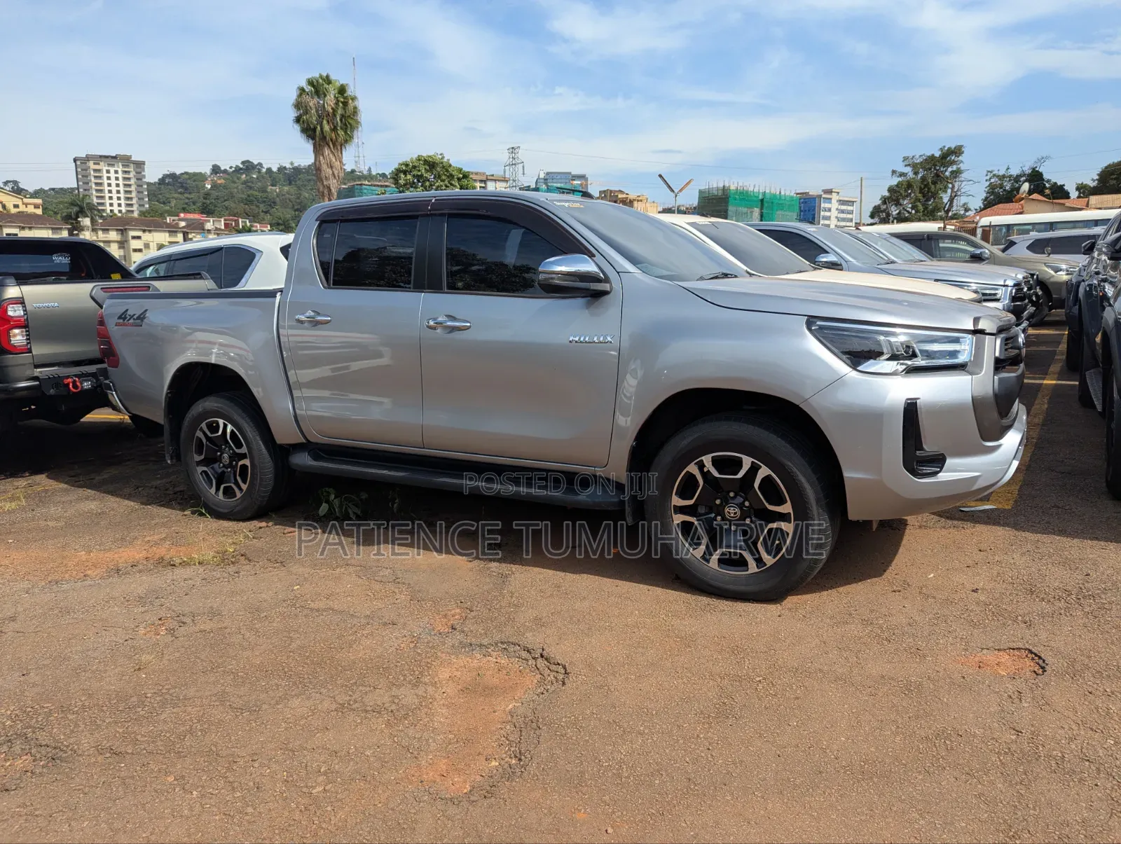Toyota Hilux 2020 Silver