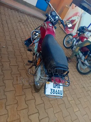 Bajaj Boxer 100 2023 Red
