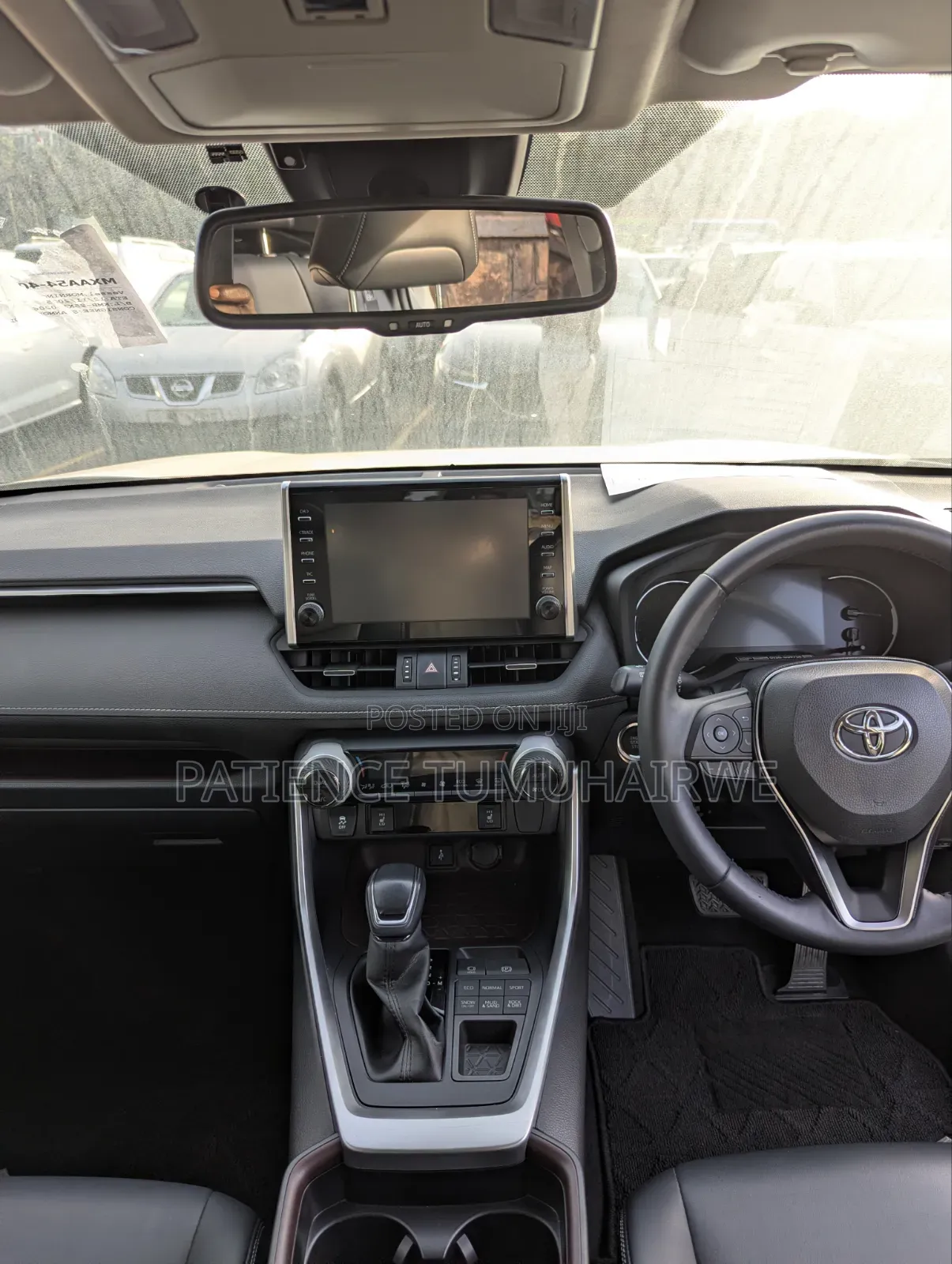Toyota RAV4 2020 Pearl