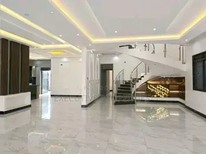 5bdrm Duplex in Bunga, Central Division for rent