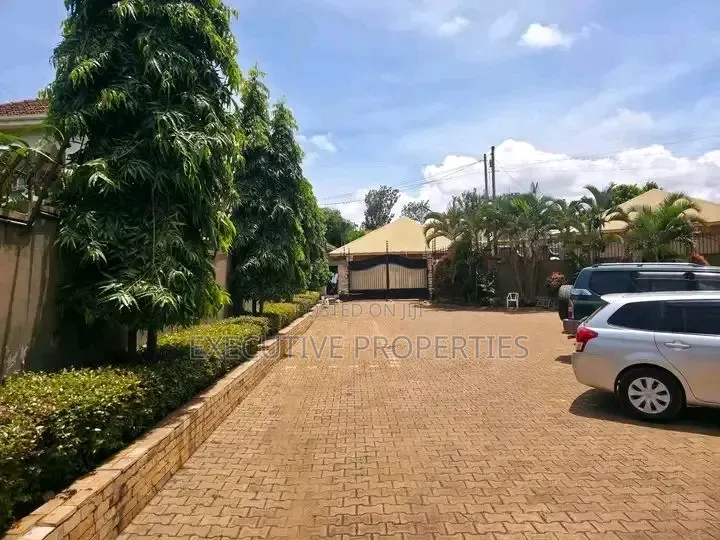 2bdrm Apartment in Mengo, Central Division for rent