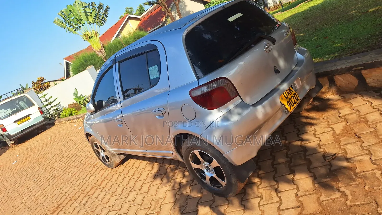 Toyota Vitz 1.0 FWD 5dr 2000 Silver