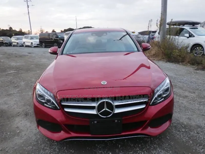Mercedes-Benz C200 2017 Maroon