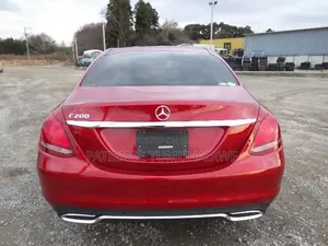 Mercedes-Benz C200 2017 Maroon