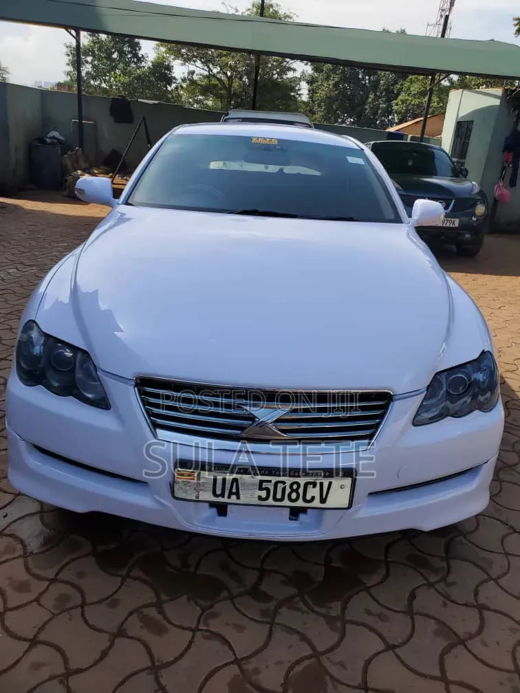 Toyota Mark X 2.5 AWD 2005 White