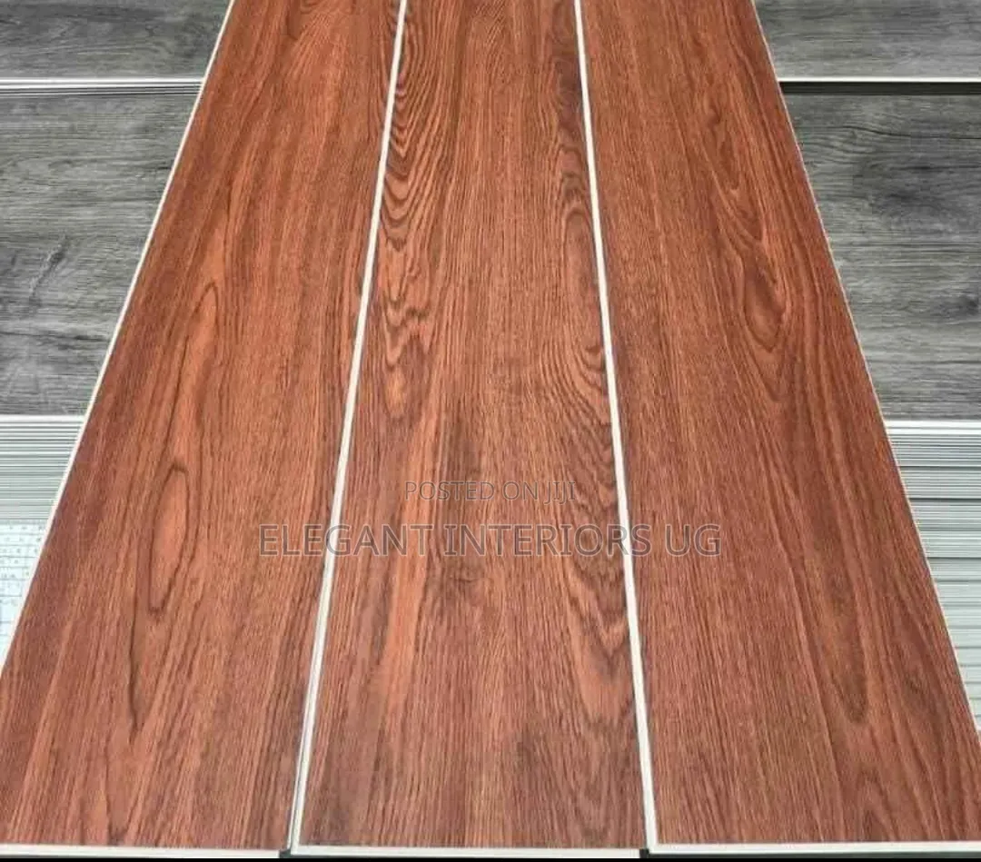 Vnyl Plastic Tiles