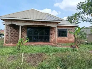 4bdrm House in Kitti, Central Division for sale