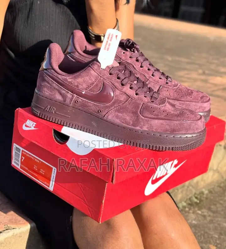 Suede Nike Air Force 1 ‘07 Mink Brown Sneakers