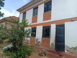 5bdrm House in Jomayi Estate, Central Division for sale