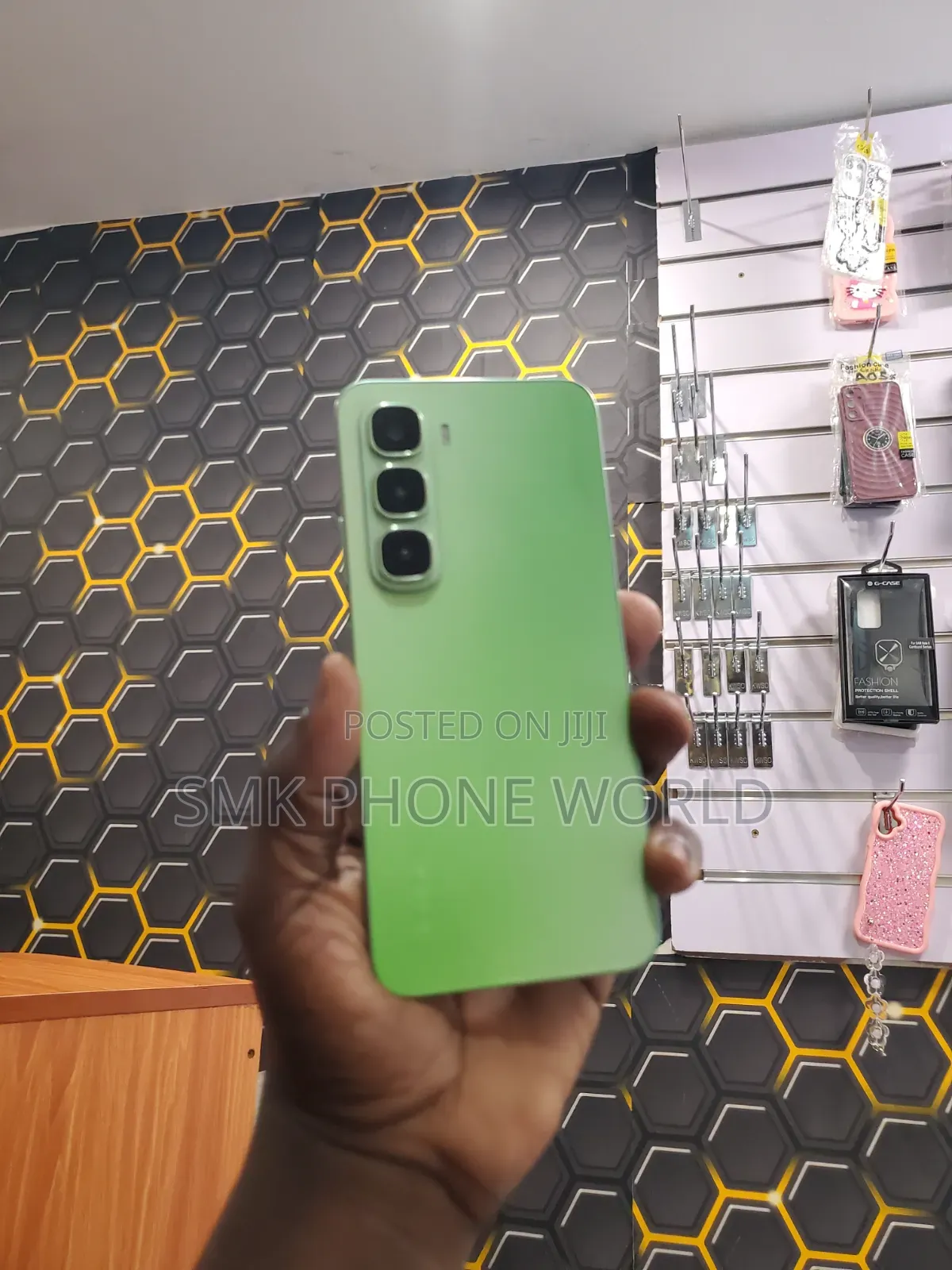 Infinix Hot 60i 128 GB Green