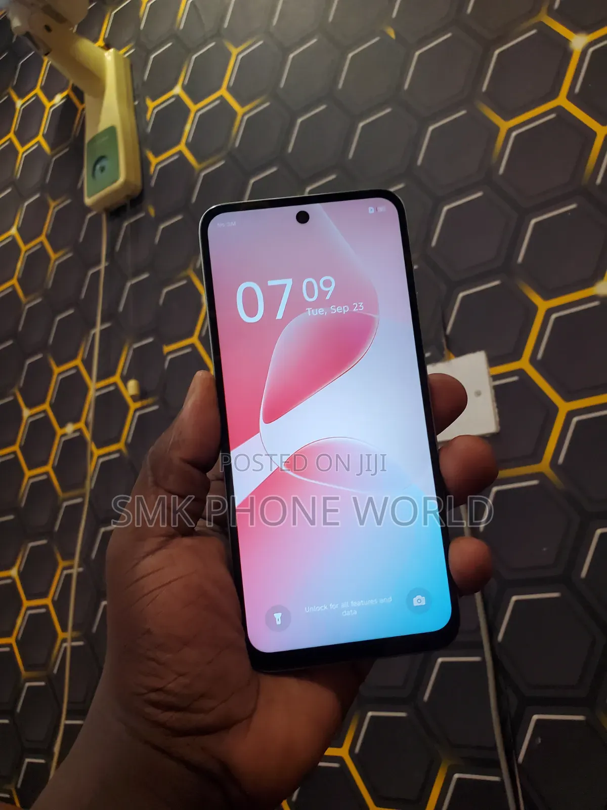 Infinix Hot 60i 128 GB Green