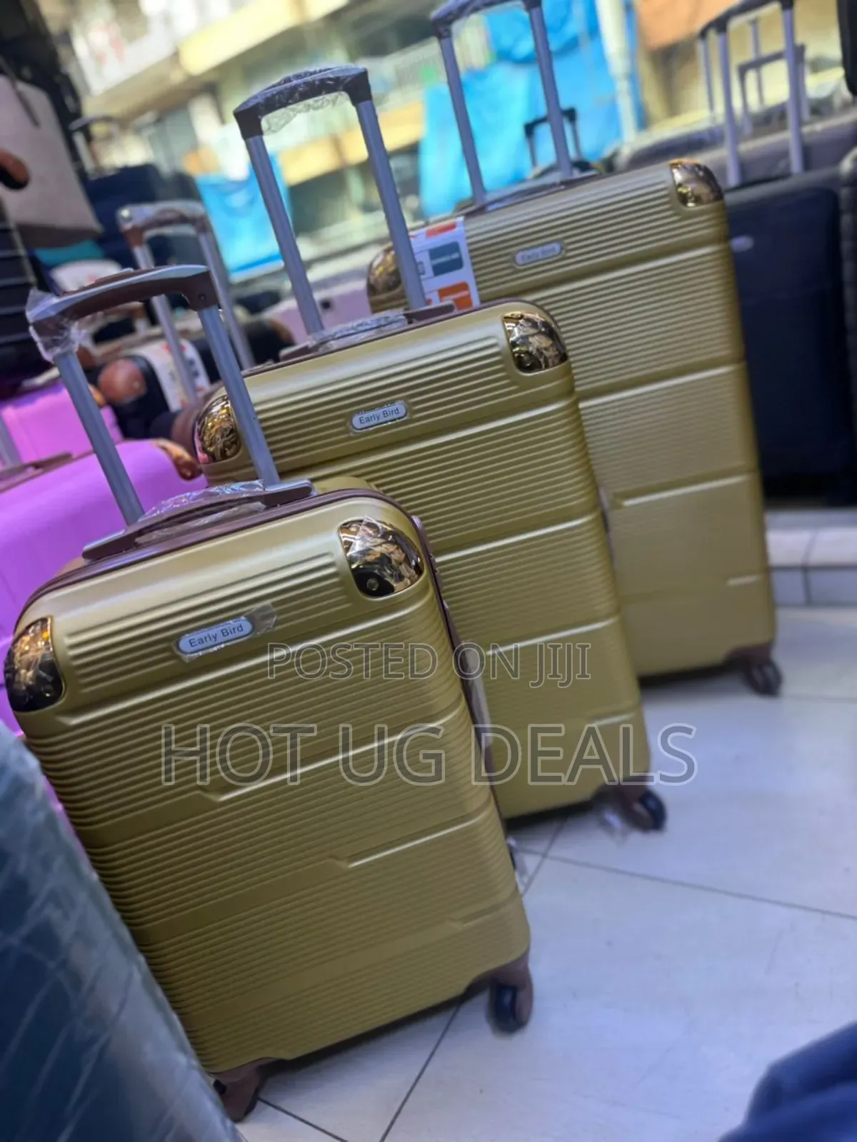 Set of 3pcs Waterproof Travel Suitcases - Gold
