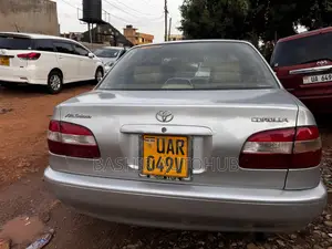 Toyota Corolla 2001 Silver