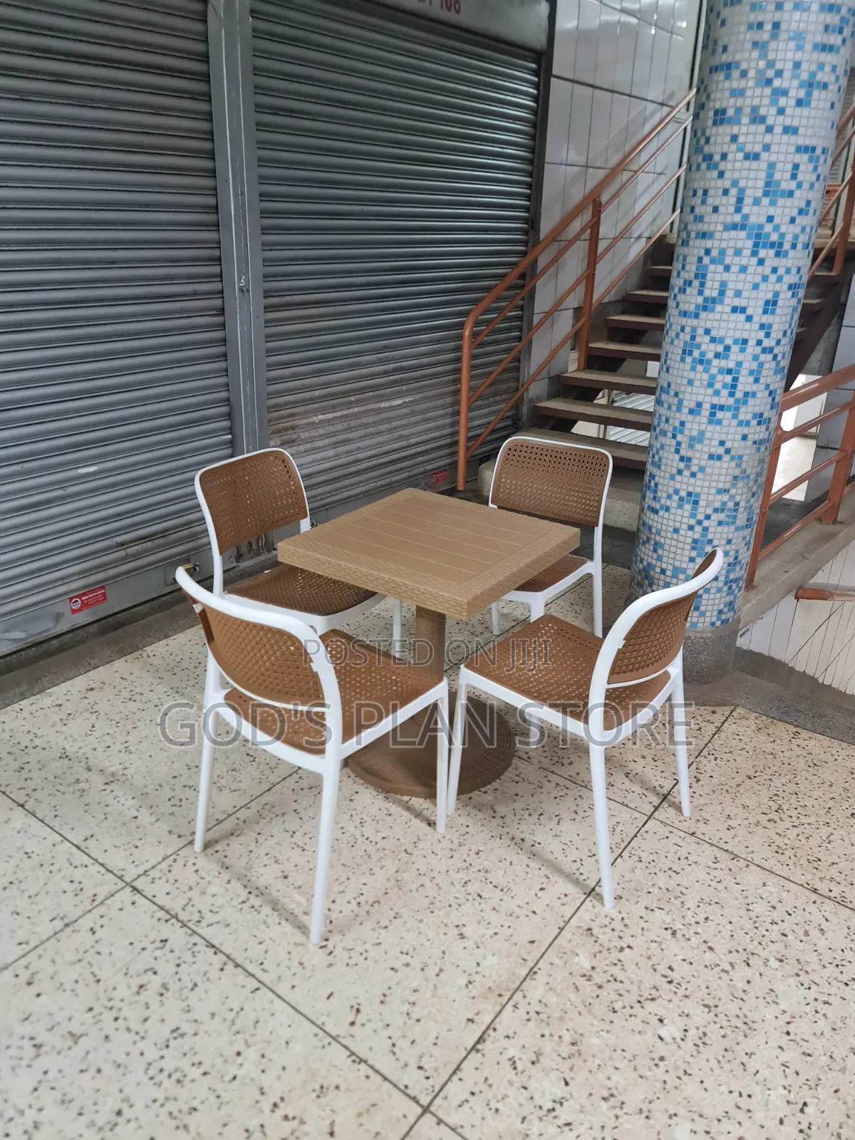 Multipurpose Plastic Table and Plastic Table and Chairs Set for Hotel