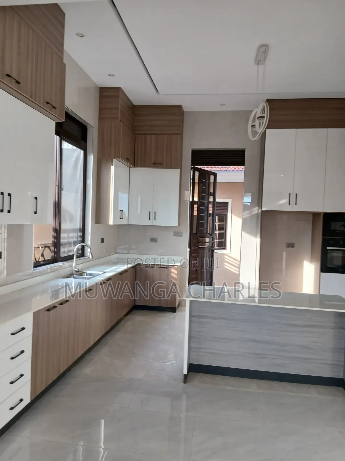 4bdrm Bungalow in Fs Properties Ltd, Kira for sale