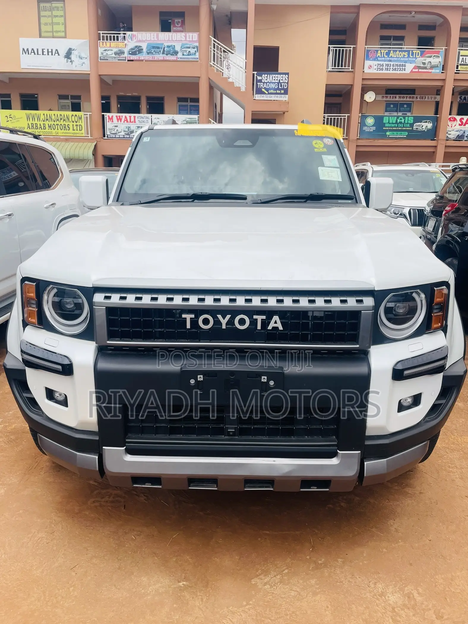 Toyota Land Cruiser Prado 2.8 2024 White