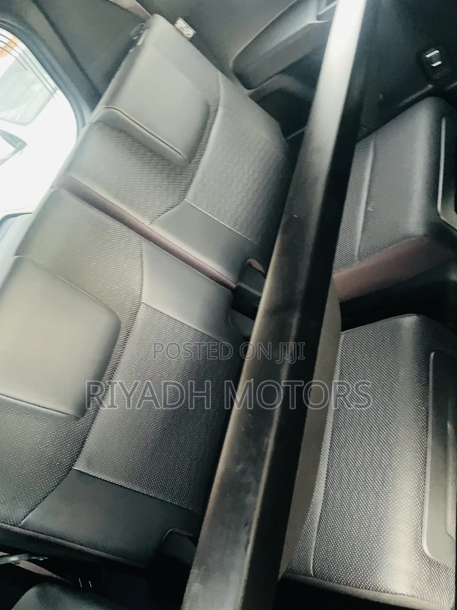Toyota Land Cruiser Prado 2.8 2024 White
