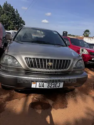 Toyota Harrier 2002 Silver
