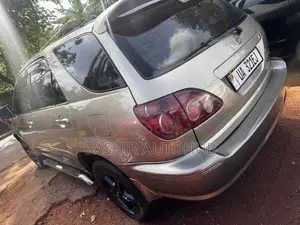 Toyota Harrier 2002 Silver