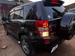 Suzuki Escudo 2010 Black