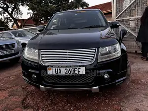 Suzuki Escudo 2010 Black
