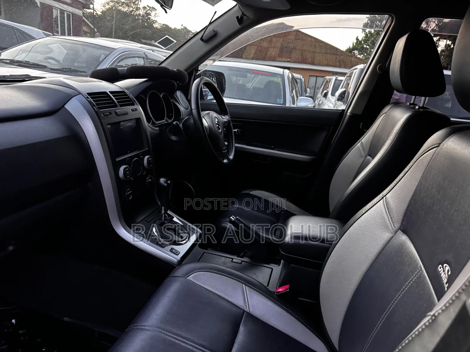 Suzuki Escudo 2010 Black